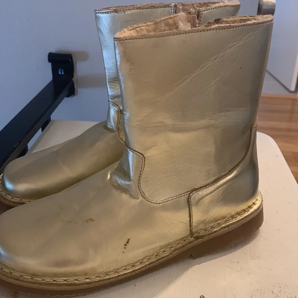 Mini boden size 36 Girls Gold Boots - Picture 3 of 6